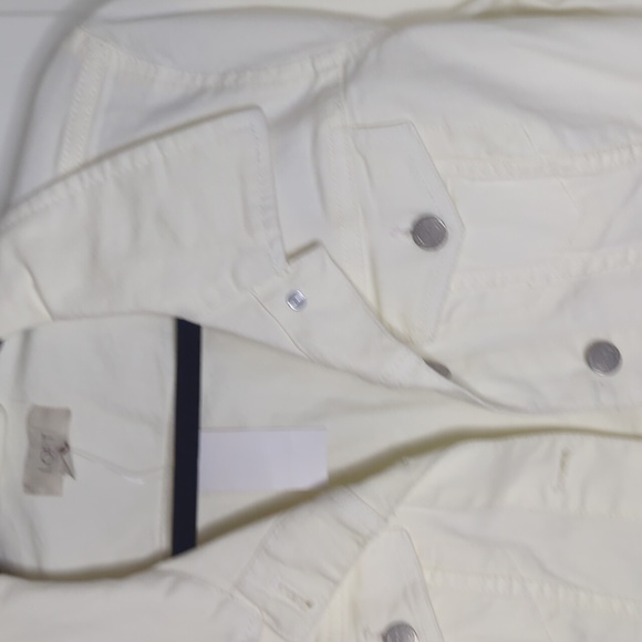NWT white denim jacket - Picture 2 of 5